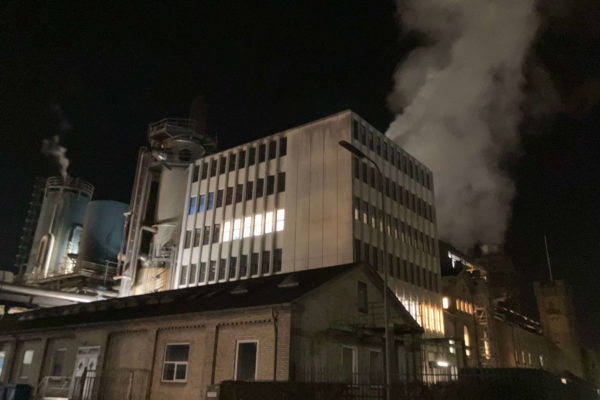 Nakskov Sukkerfabrik skal i fremtiden ikke bare levere roesukker til hele verden, men også fjernvarme til Nakskov.