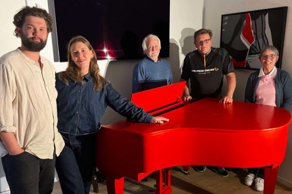 Generationsskifte i jazz og blues: Nyt blod til gammel musikforening Den nye bestyrelse for Sydhavs Jazz & Blues. Fra venstre: Patrick Smith, Cecilie Pommersgaard, Ib Nyhus, Bill Svendsen og Winnie Elmgreen.